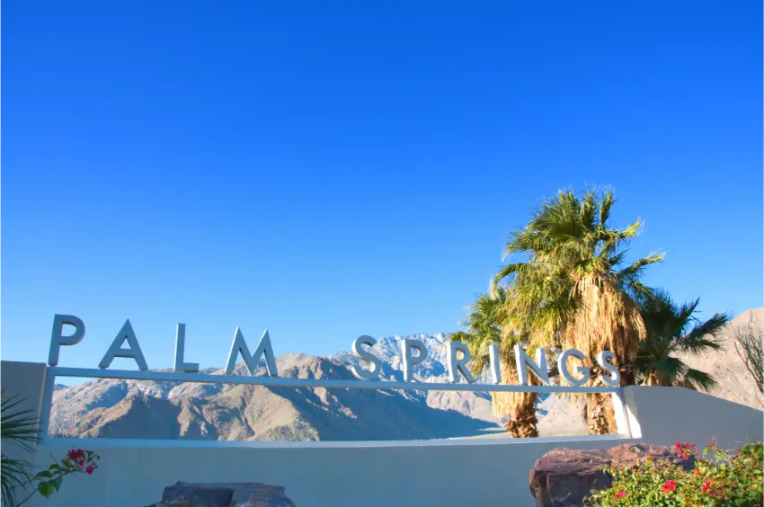 Cheap flights to Palm Springs