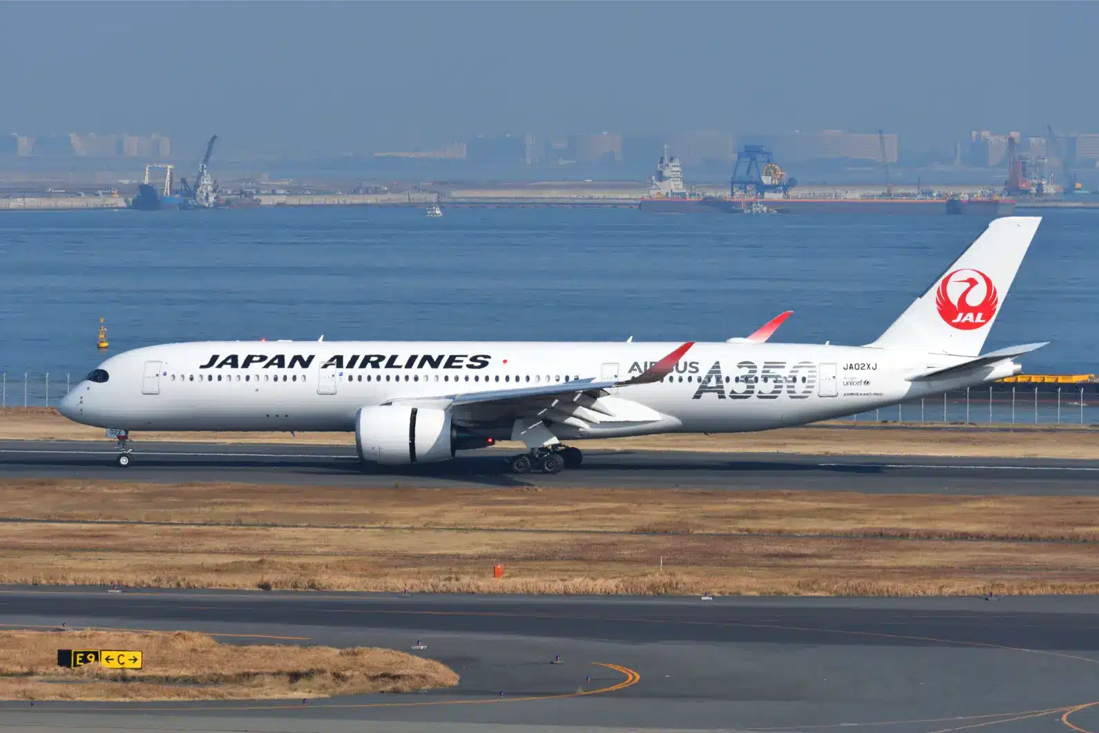 Japan Airlines Airbus A350